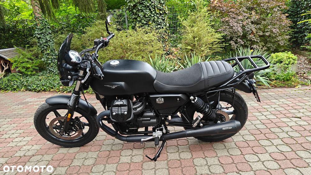 Moto Guzzi V7 - 36