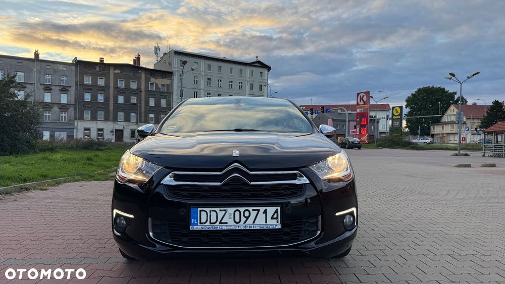Citroën DS4 1.6 e-HDi SoChic MCP - 10