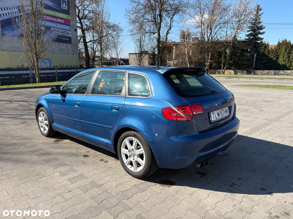 Audi A3 Sportback - 3