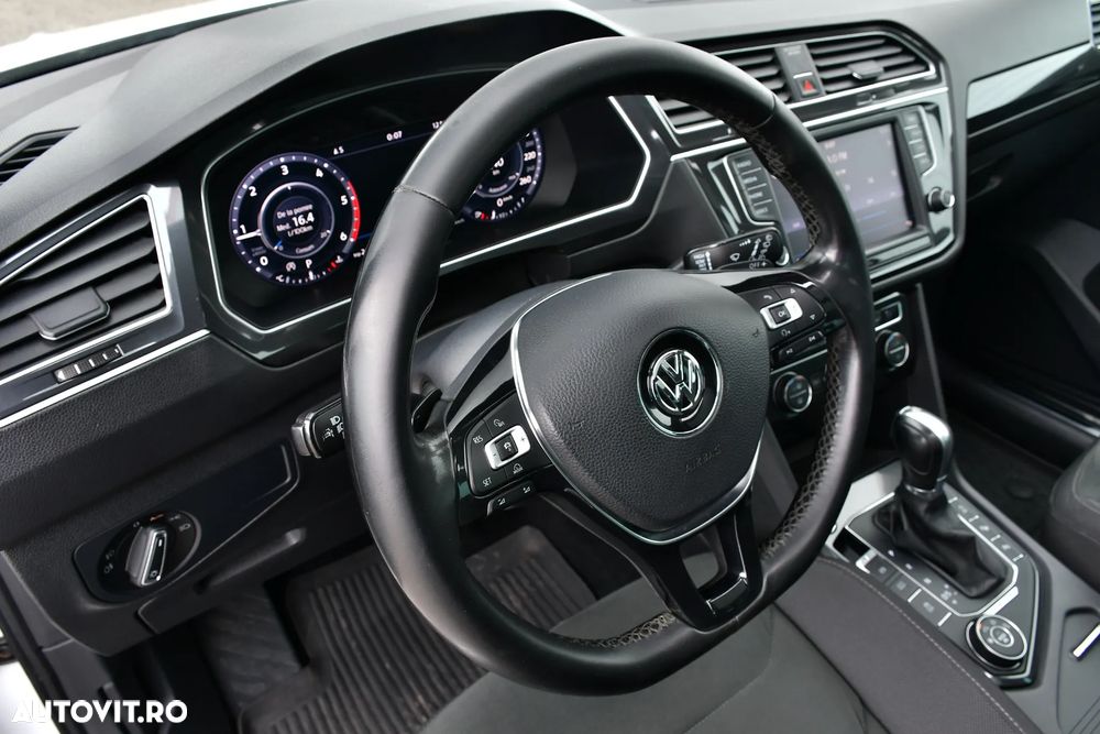 Volkswagen Tiguan - 14