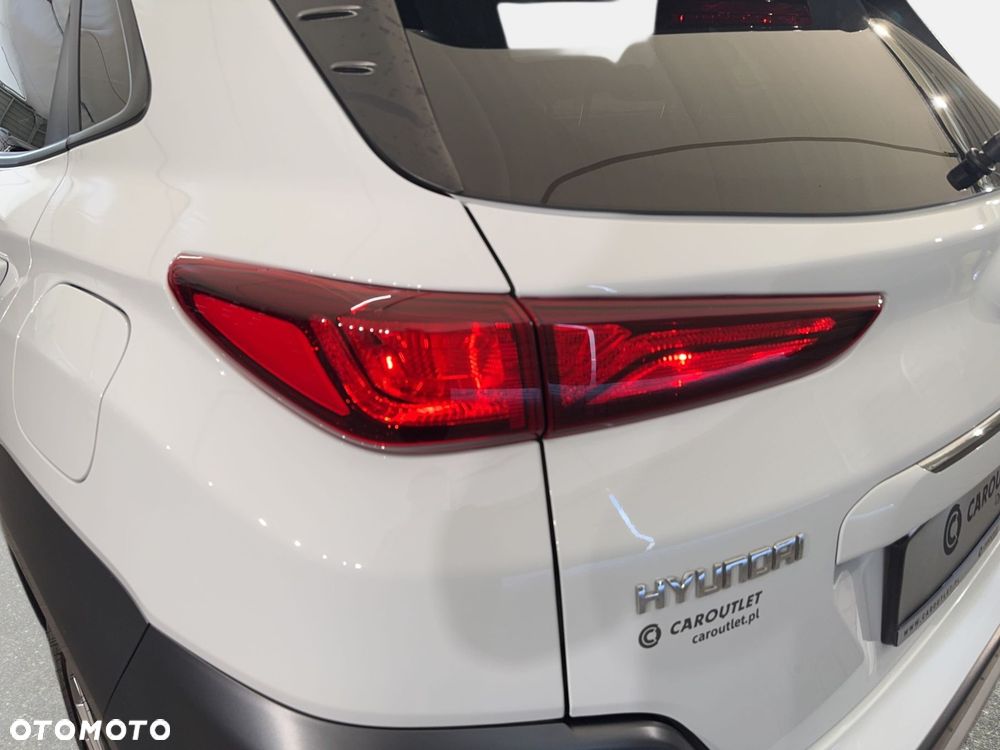 Hyundai Kona - 12
