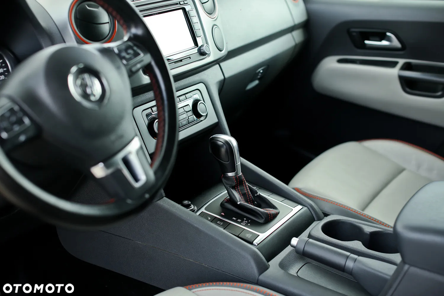 Volkswagen Amarok 2.0 BiTDI 4MOTION Autm Canyon - 26