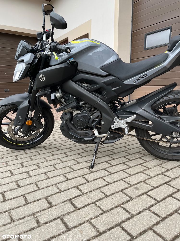 Yamaha MT - 2