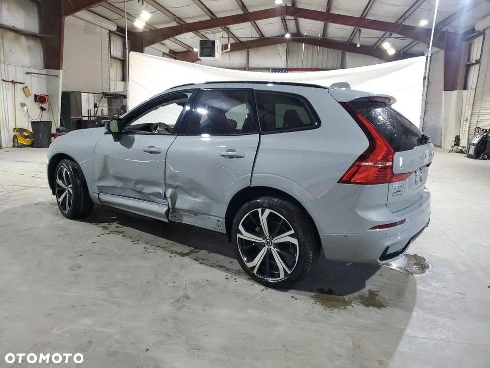 Volvo XC 60 - 4