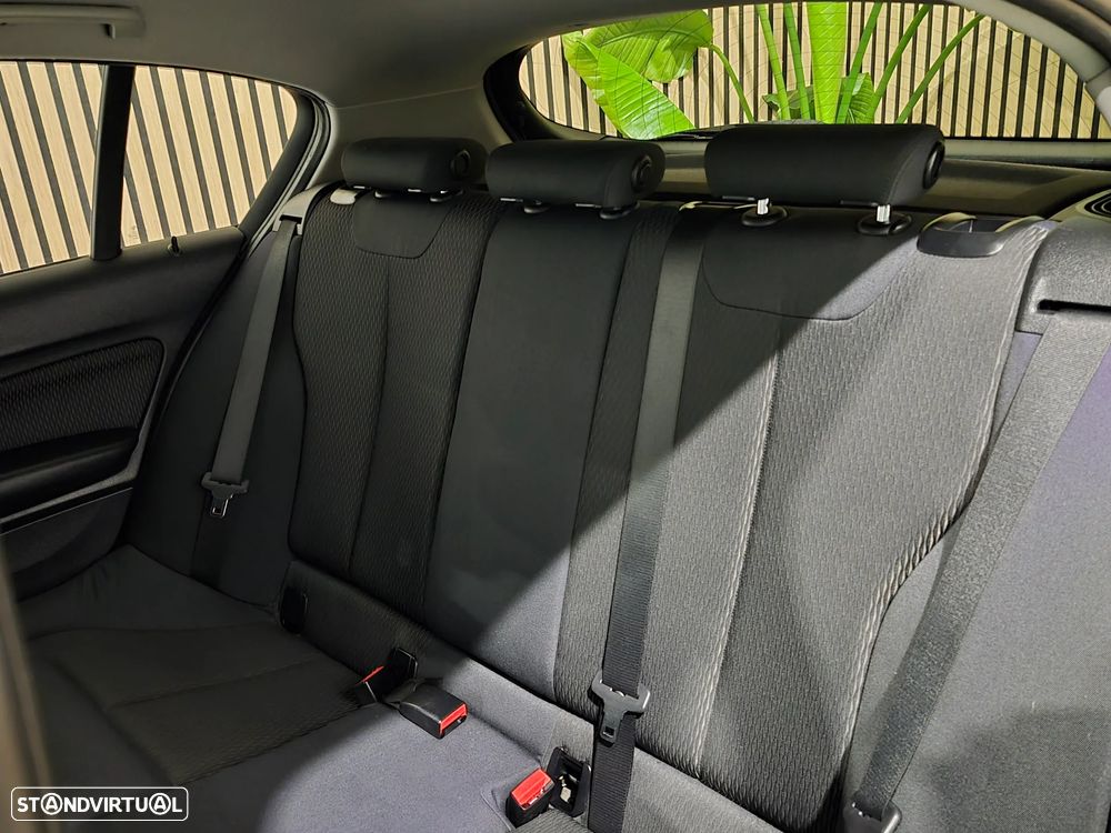 BMW 116 d EfficientDynamics - 30