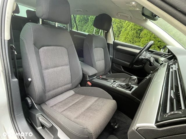 Volkswagen Passat 1.8 TSI (BlueMotion Technology) DSG Comfortline - 11