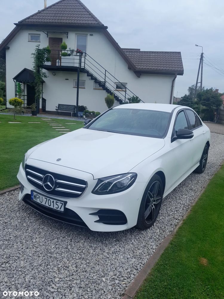 Mercedes-Benz Klasa E 220 d 4-Matic 9G-TRONIC - 1
