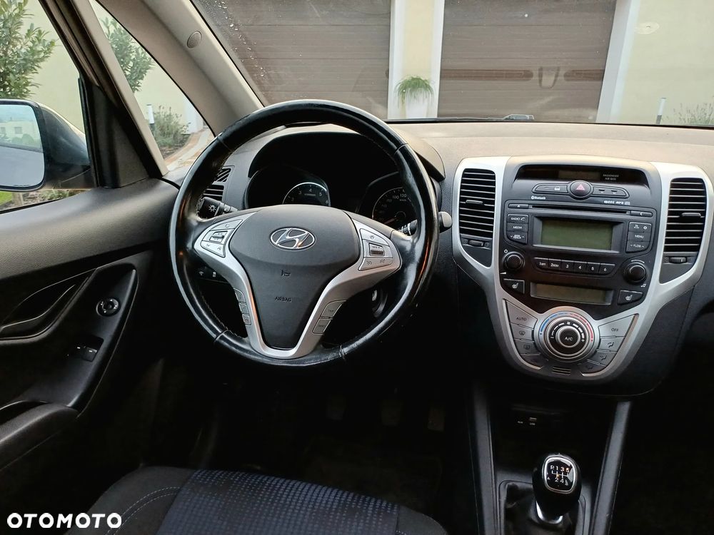 Hyundai ix20 1.4 blue - 17