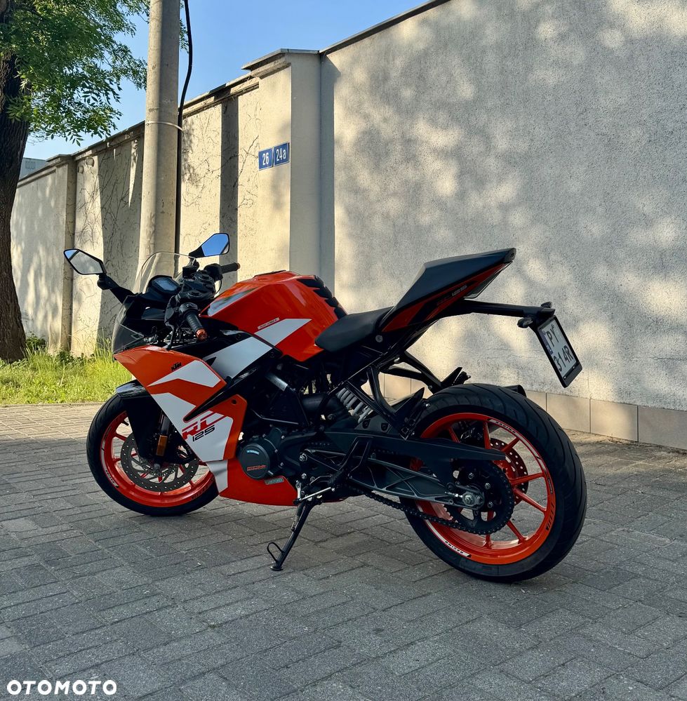 KTM RC 125 - 8