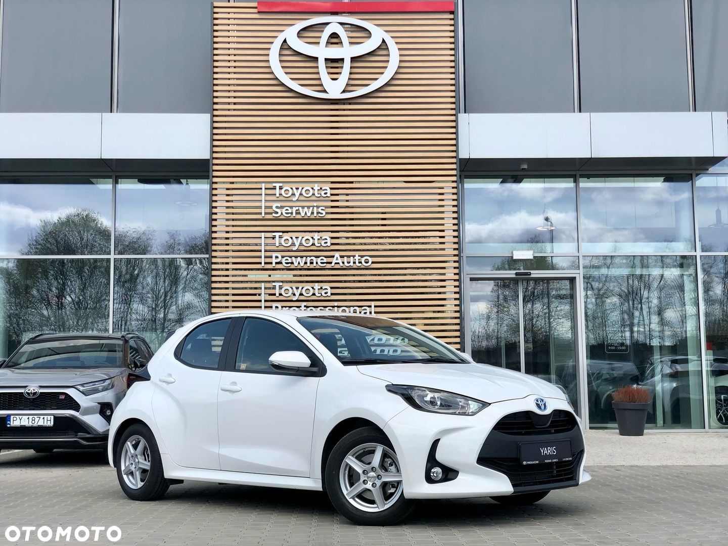 Toyota Yaris - 1