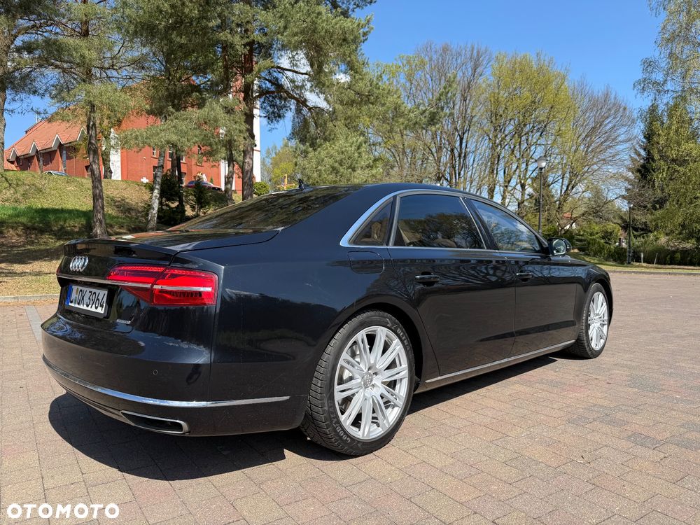 Audi A8 4.2 TDI L Quattro - 2