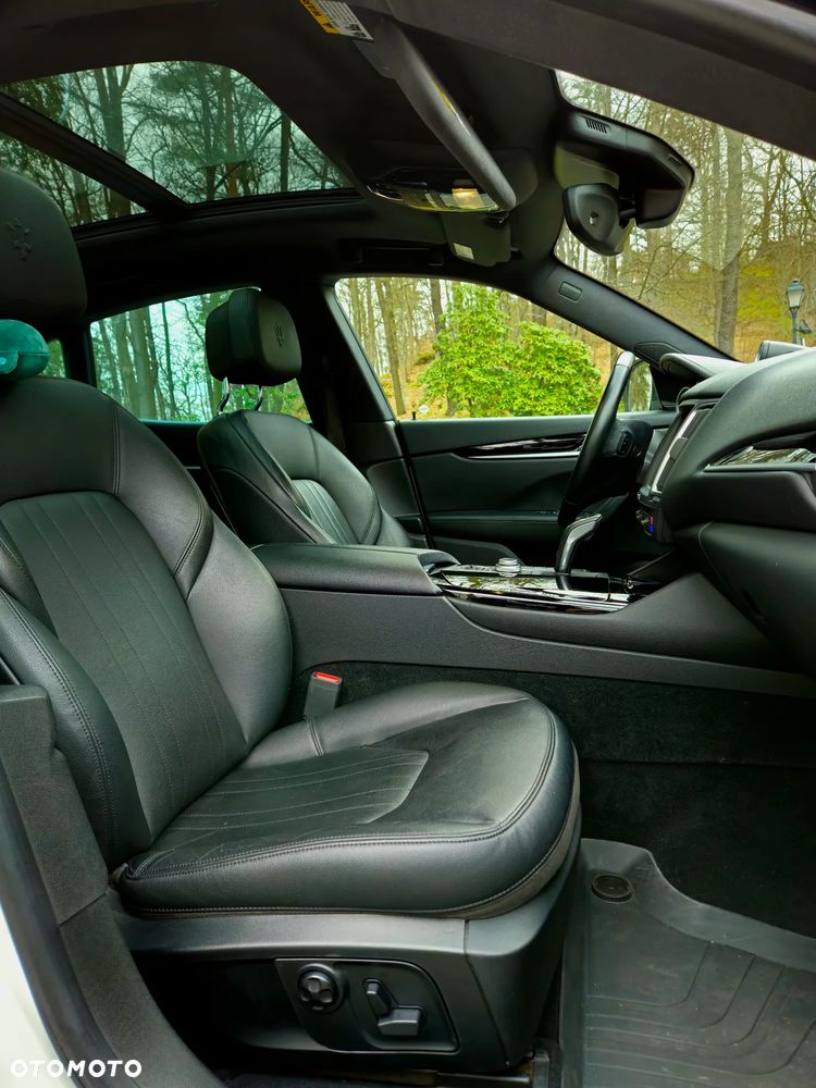 Maserati Levante - 11