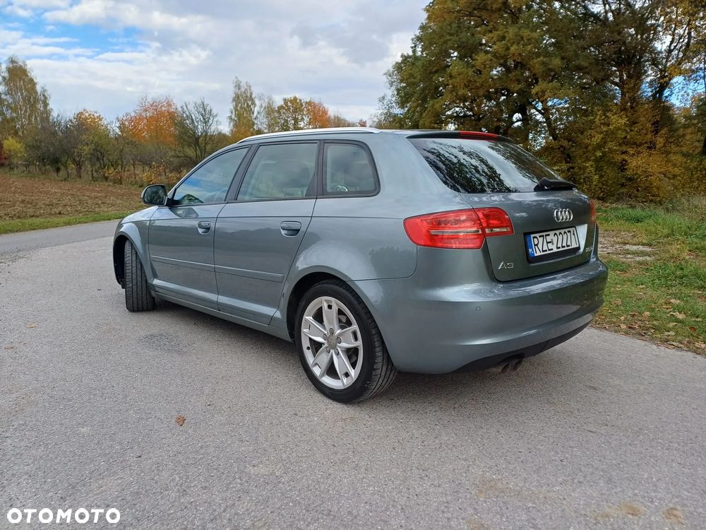 Audi A3 Sportback - 4