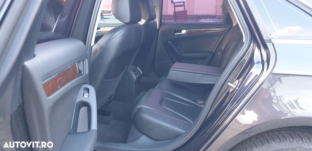 Audi A4 Limuzina 2.0 TDI DPF S line Sportpaket - 9