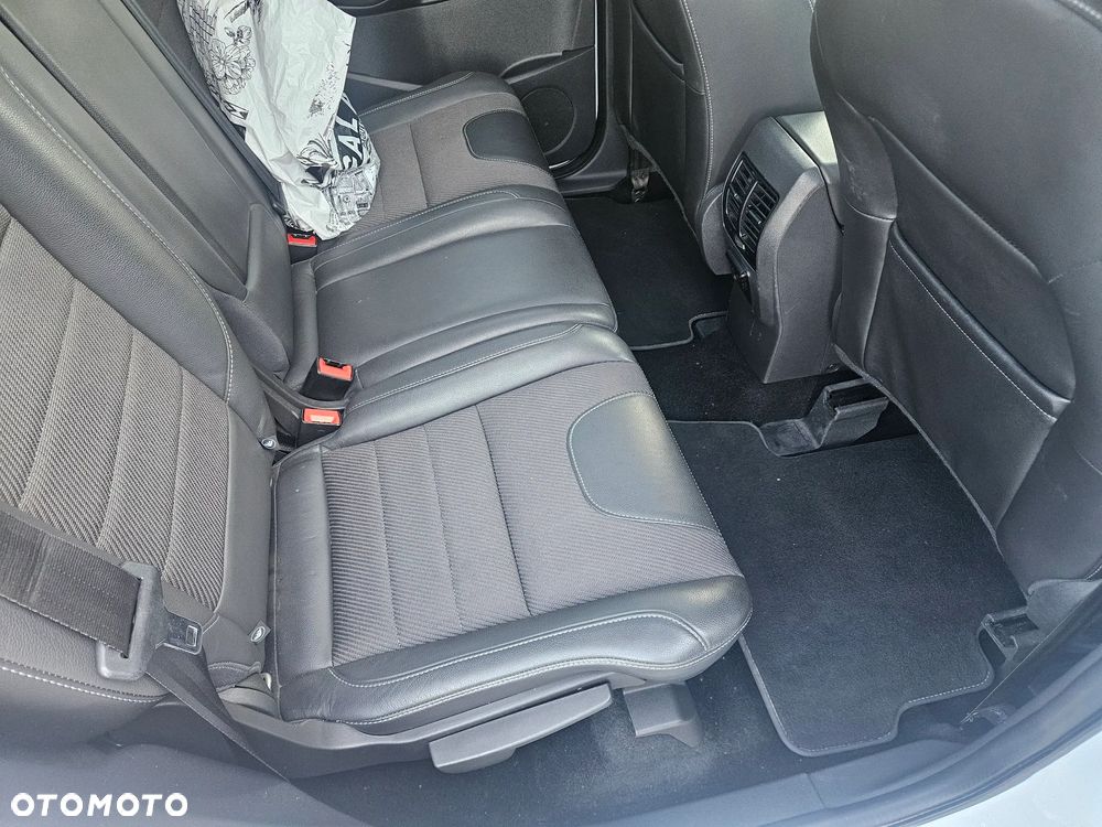 Ford Kuga 1.5 EcoBoost FWD ST-Line ASS GPF - 25