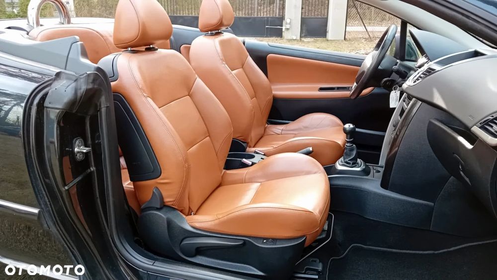 Peugeot 207 155 THP Platinum - 14