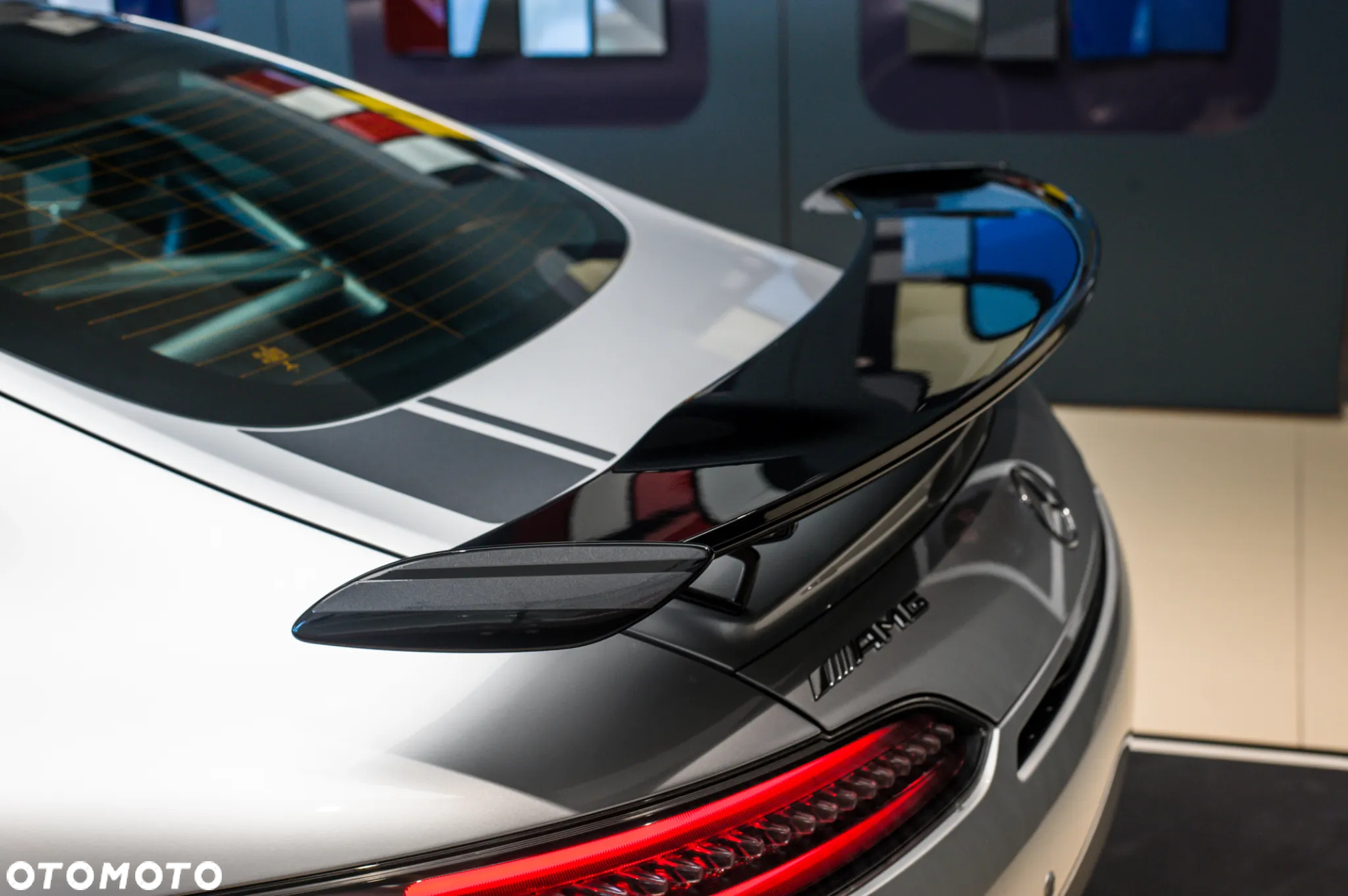 Mercedes-Benz AMG GT R - 11