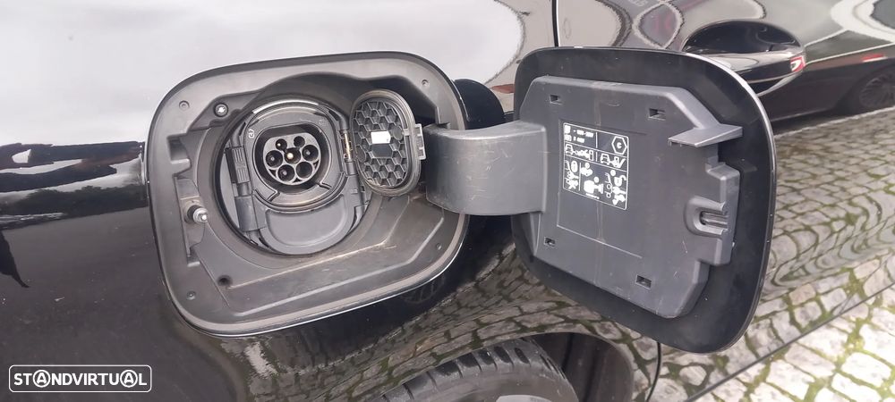 Mercedes-Benz B 250 e Style Plus - 33