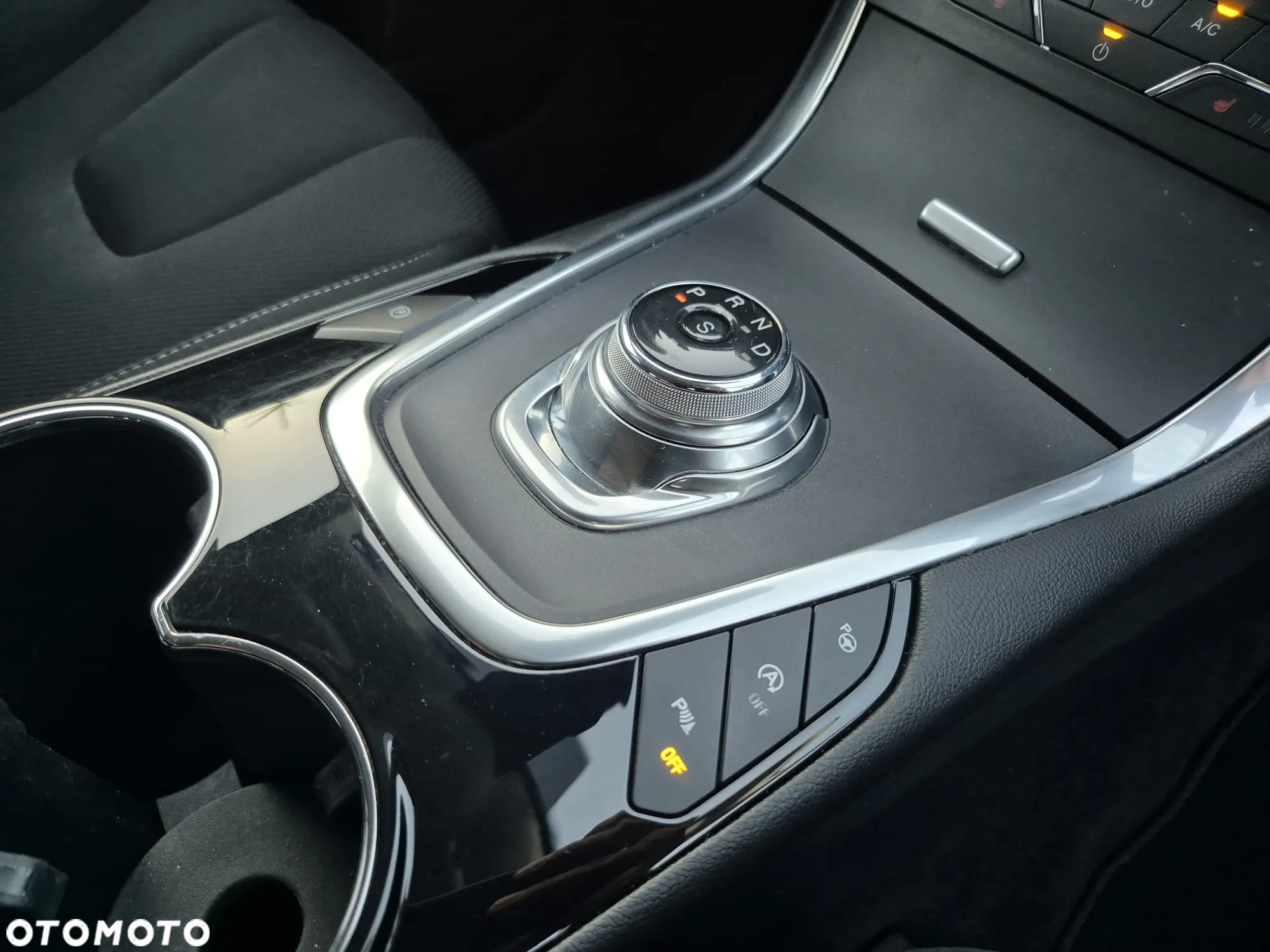 Ford S-Max 2.0 TDCi Titanium PowerShift - 17