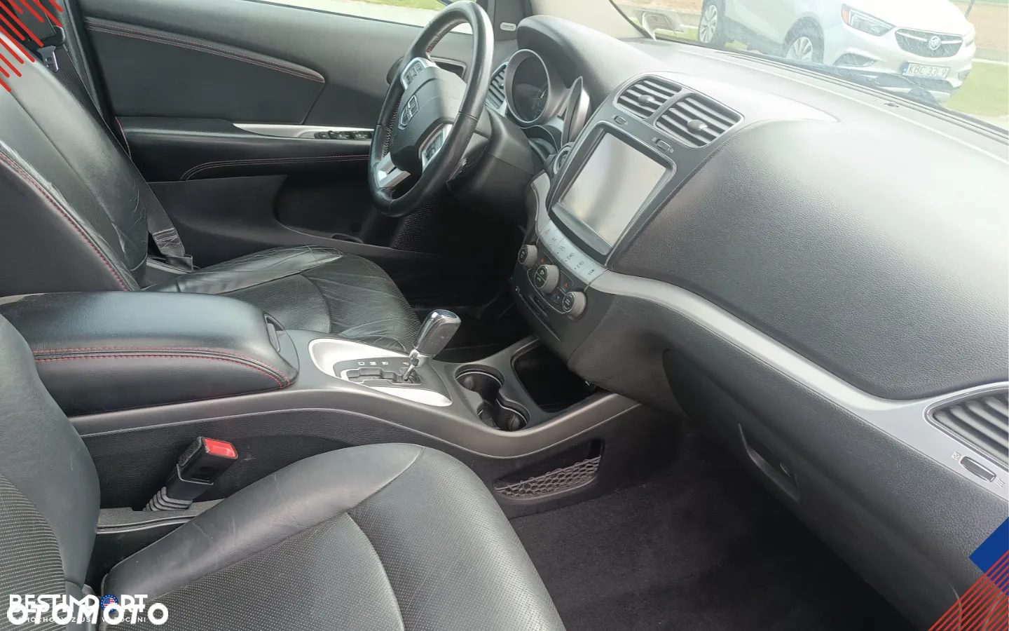 Dodge Journey - 12