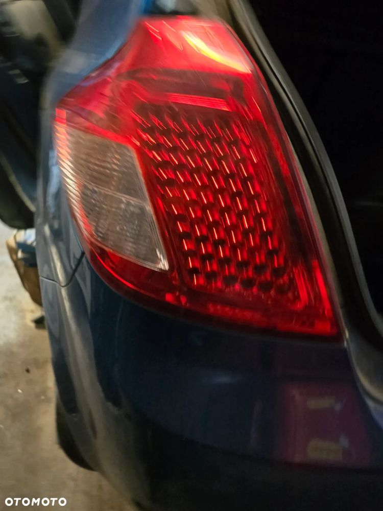 Lampa lewy tył kia ceed lift 09-12 led - 1
