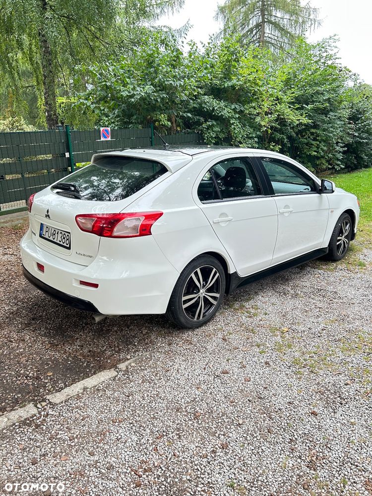 Mitsubishi Lancer 2.0 ES - 2