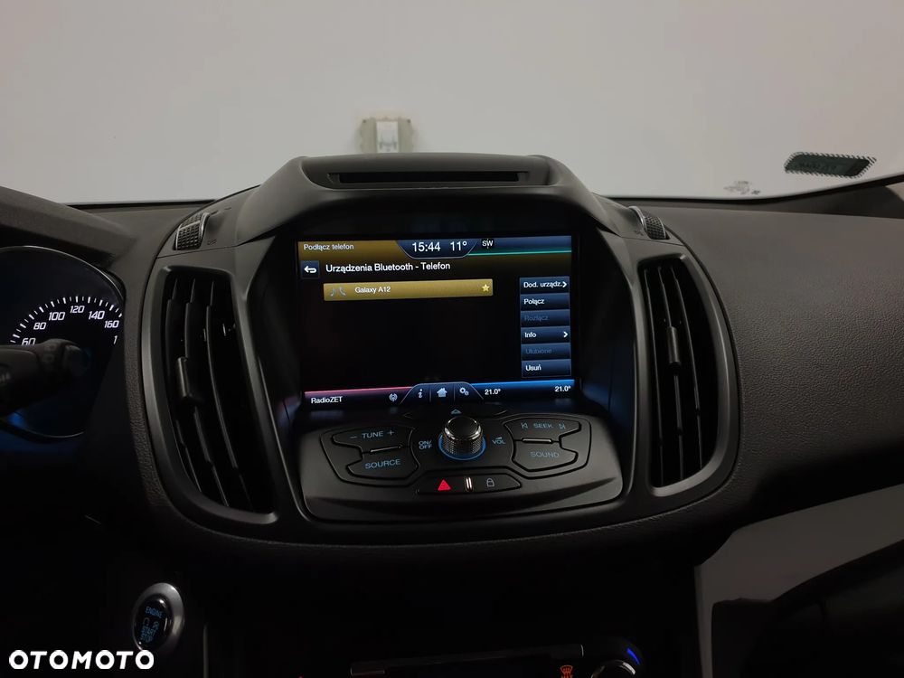 Ford Kuga - 17