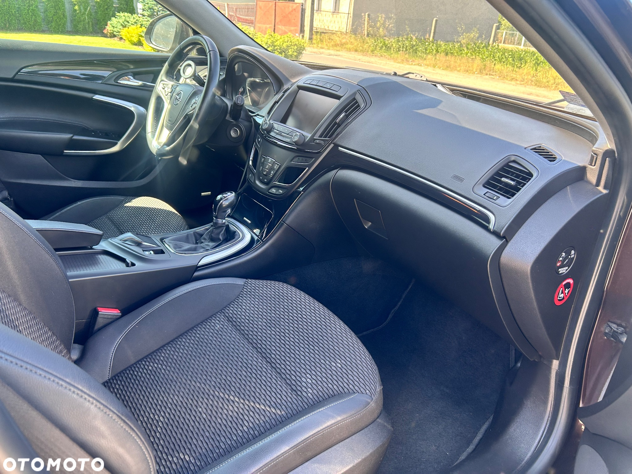 Opel Insignia - 8