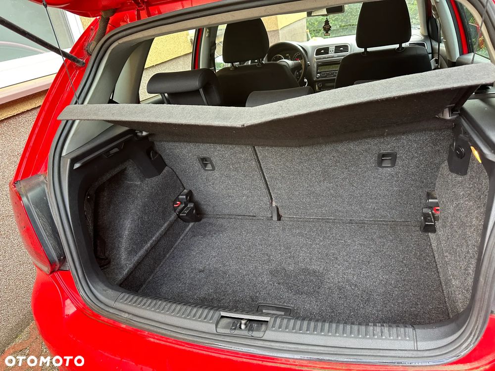 Volkswagen Polo 2010 photo 5