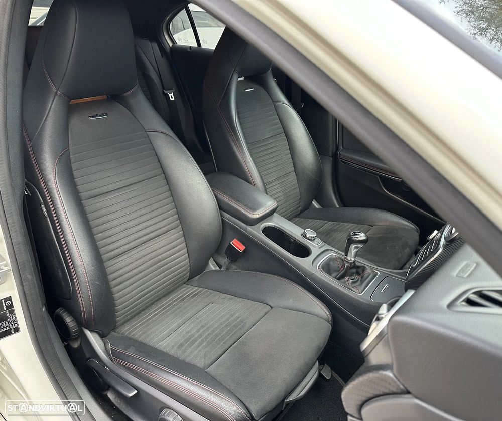 Mercedes-Benz A 180 d AMG Line - 8