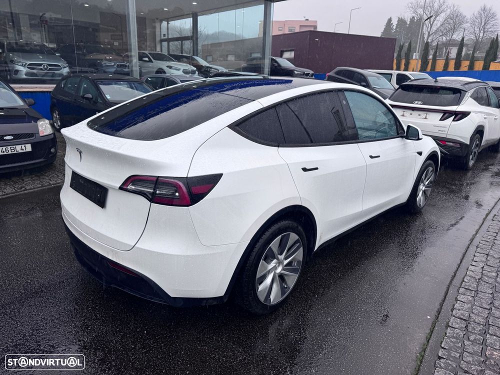 Tesla Model Y RWD - 5