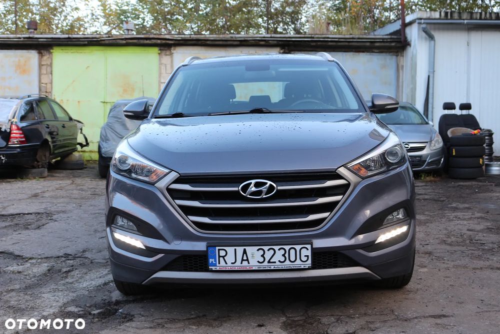 Hyundai Tucson blue 1.7 CRDi 2WD DCT Style - 11