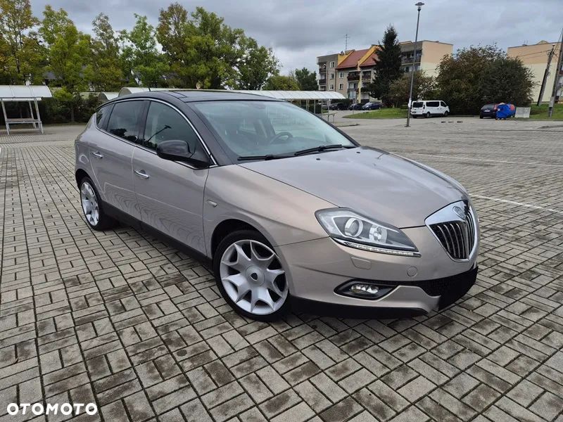 Lancia Delta 1.6 MJ Silver - 4