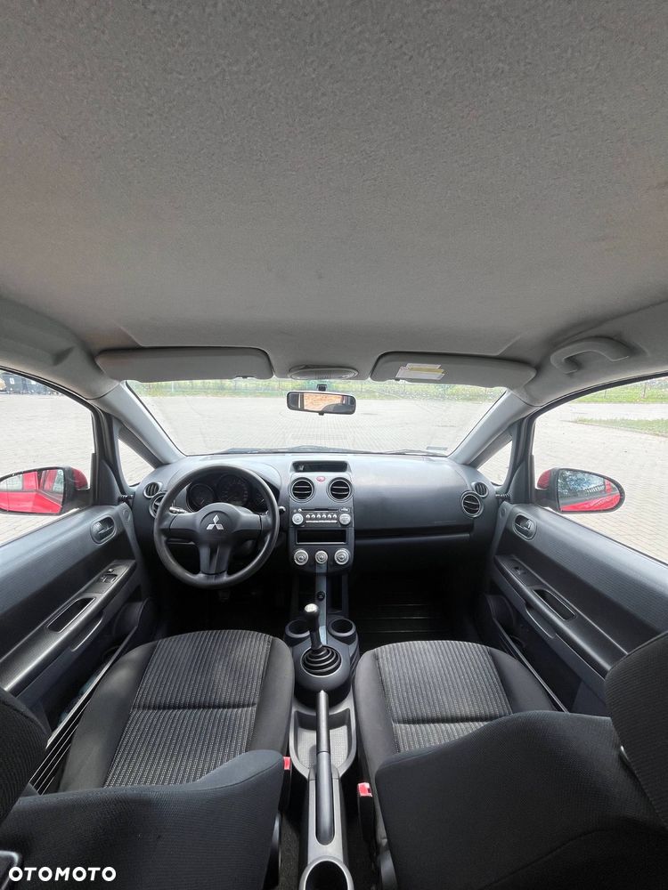 Mitsubishi Colt - 7