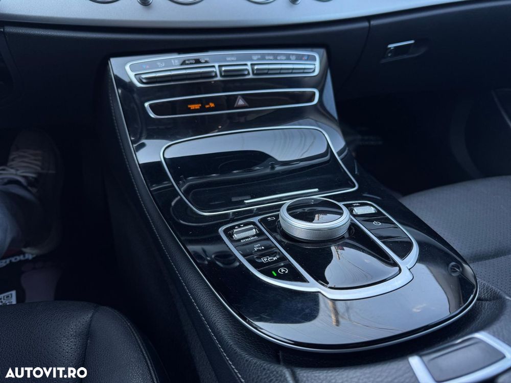 Mercedes-Benz E - 14