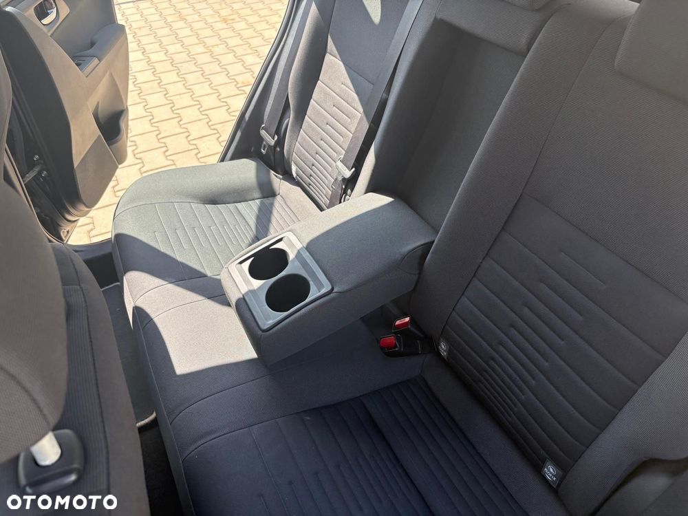 Toyota Auris - 15
