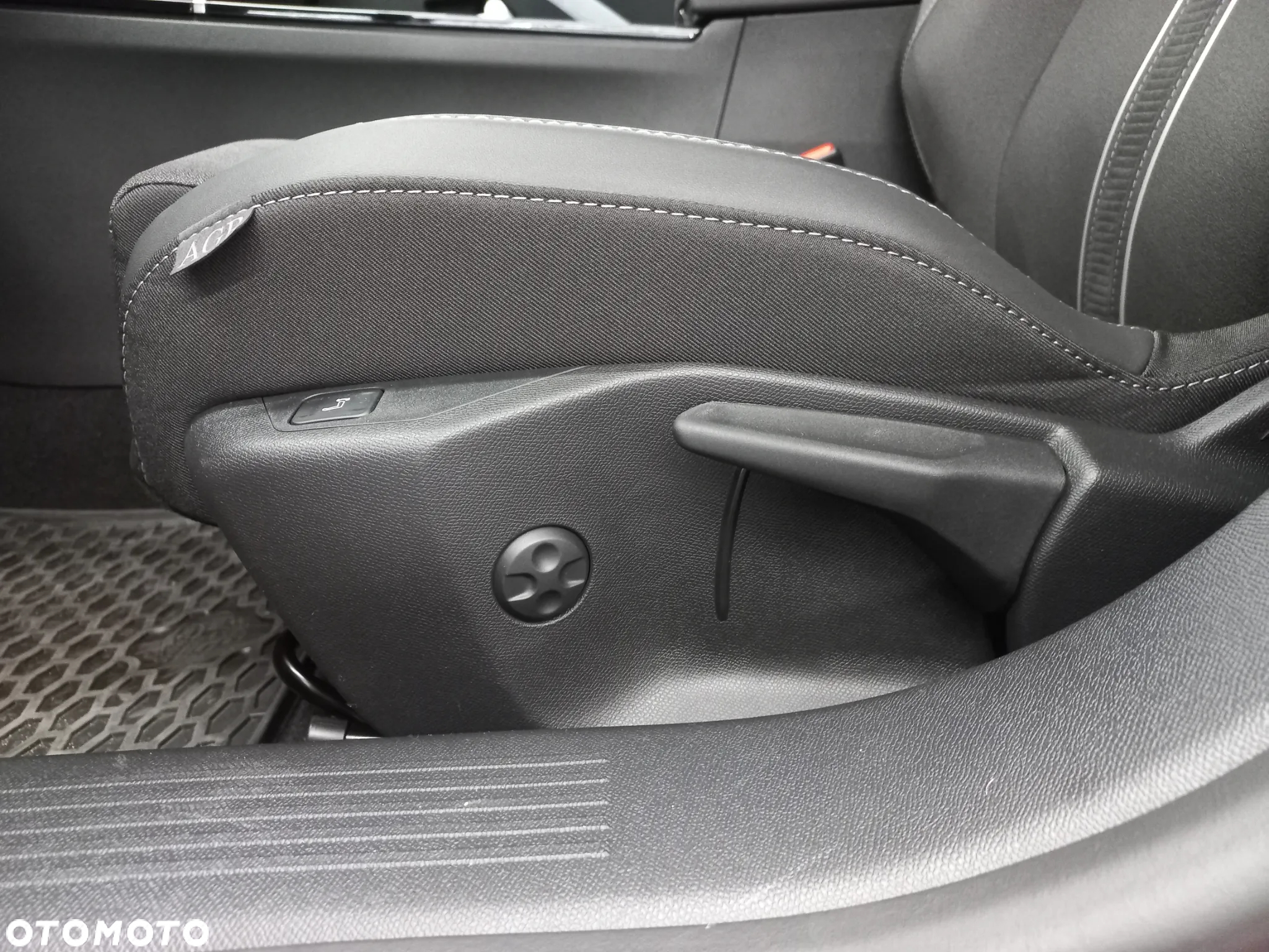 Opel Astra VI 1.2 T GS S&S - 12