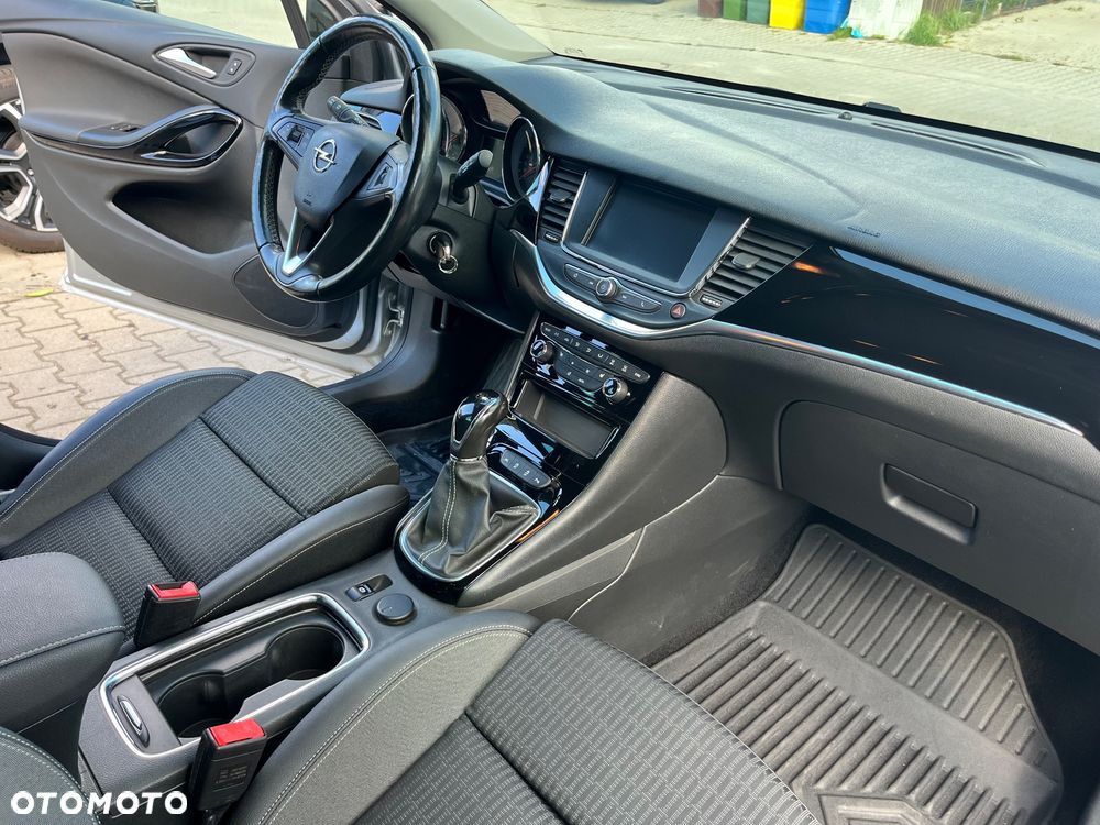 Opel Astra 1.2 Turbo Start/Stop Elegance - 11