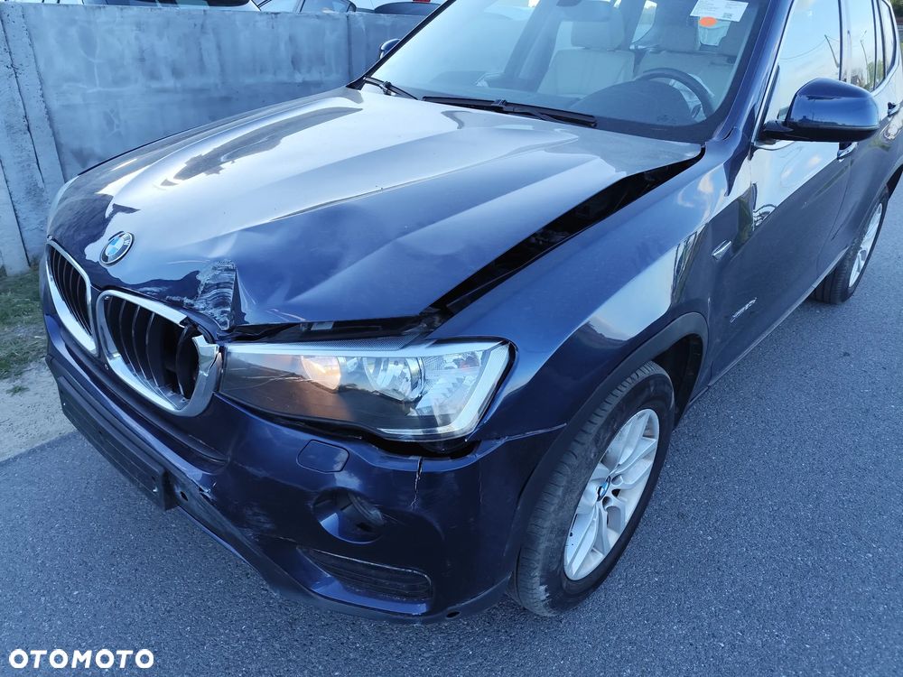 BMW X3 xDrive20d Advantage - 10