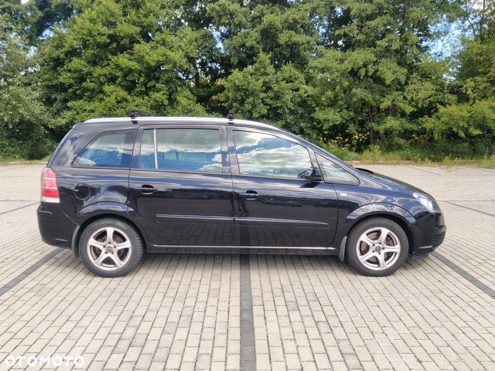 Opel Zafira - 4