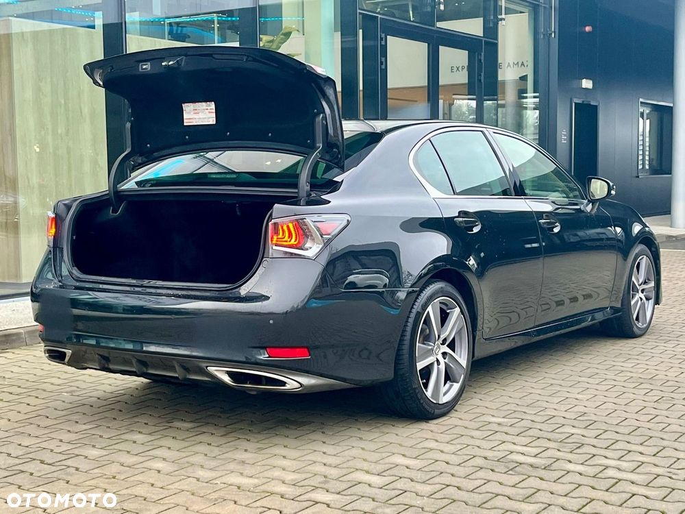 Lexus GS - 39