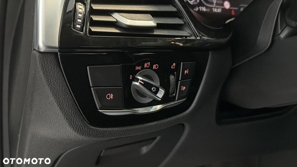 BMW Seria 5 530e xDrive - 20