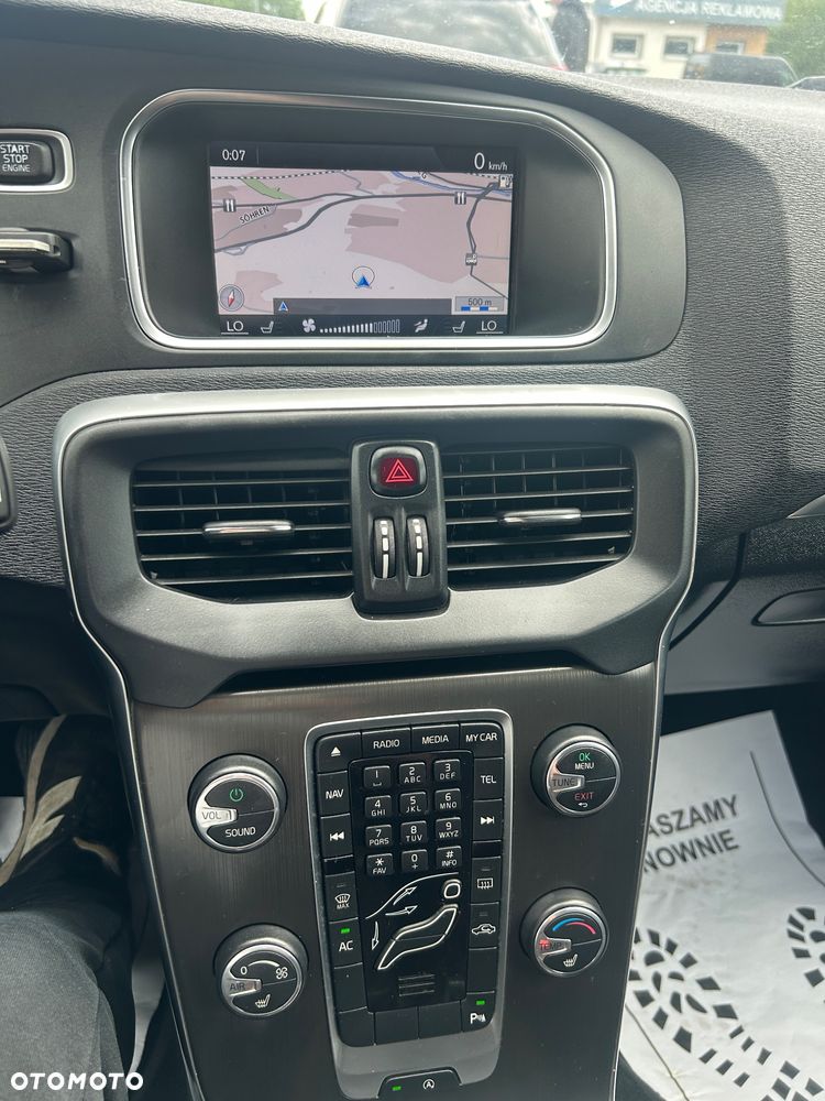 Volvo V40 D2 You - 8
