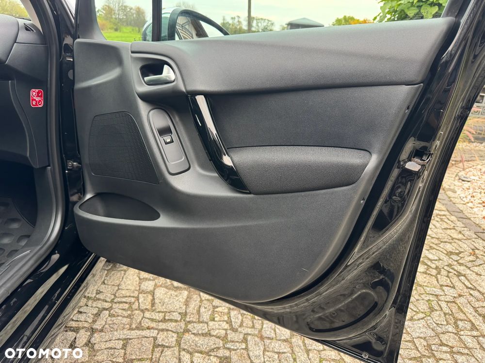 Citroën C3 e-HDi 70 EGS Selection - 31