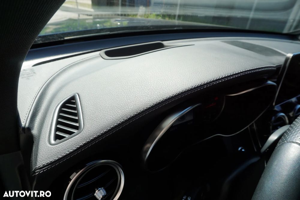 Mercedes-Benz GLC Coupe 250 4Matic 9G-TRONIC AMG Line - 22