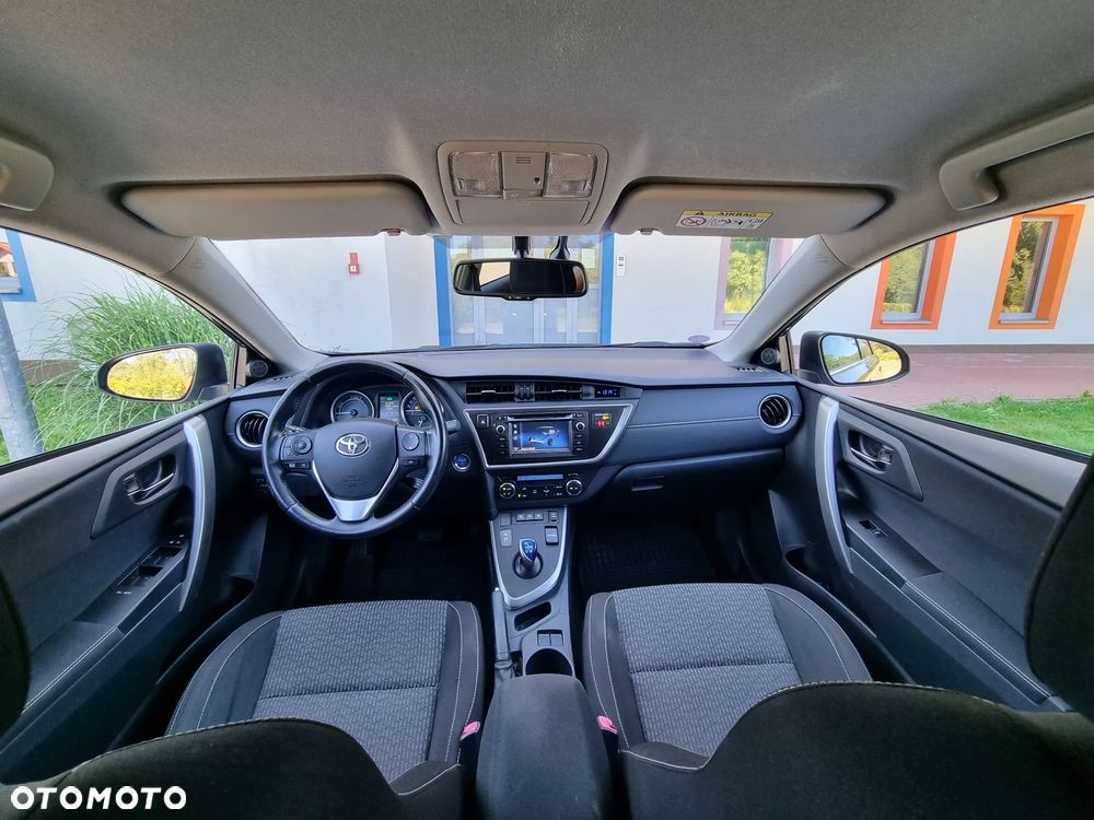 Toyota Auris 2014 photo 5