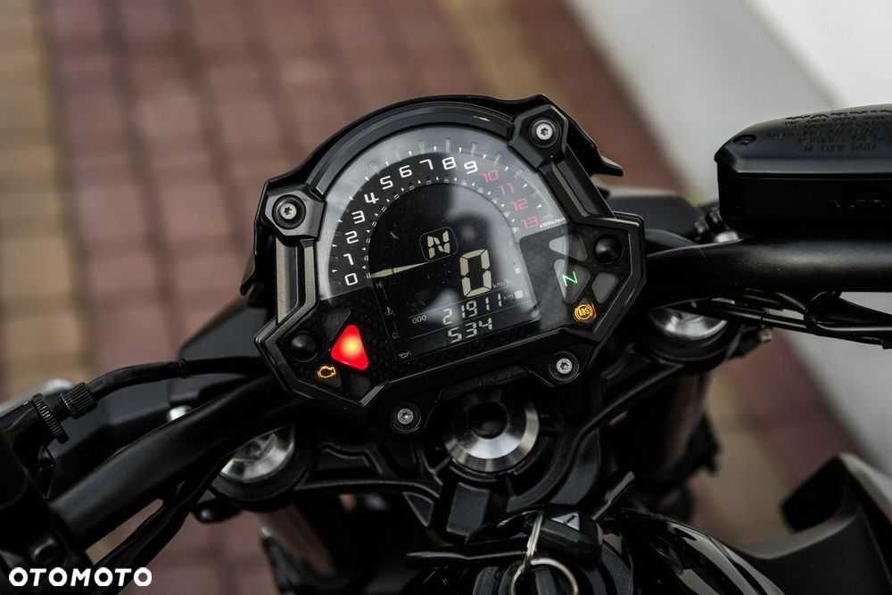Kawasaki Z 650 - 6