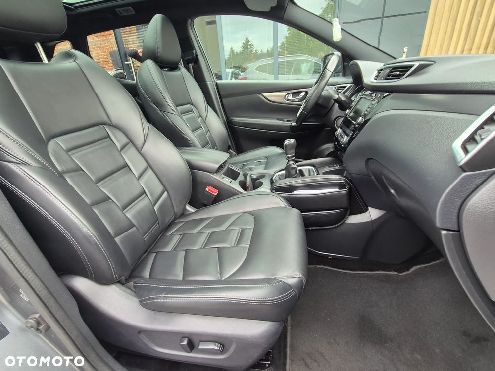 Nissan Qashqai 1.3 DIG-T Tekna+ - 32