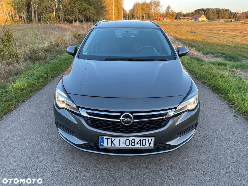 Opel Astra 2018 photo 3