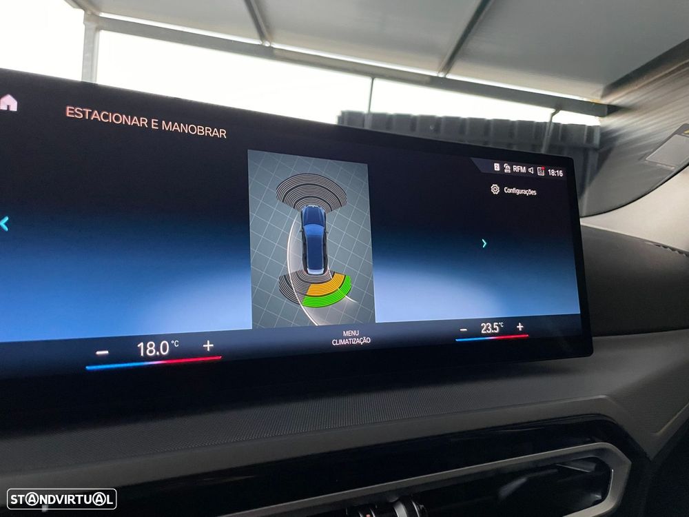 BMW 318 d Touring Auto - 30